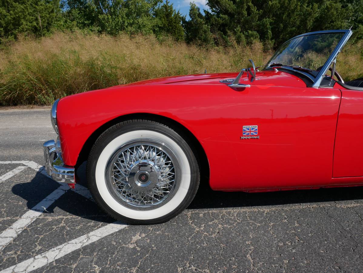 Mazda-mx-5-grand-touring-1962-red-6