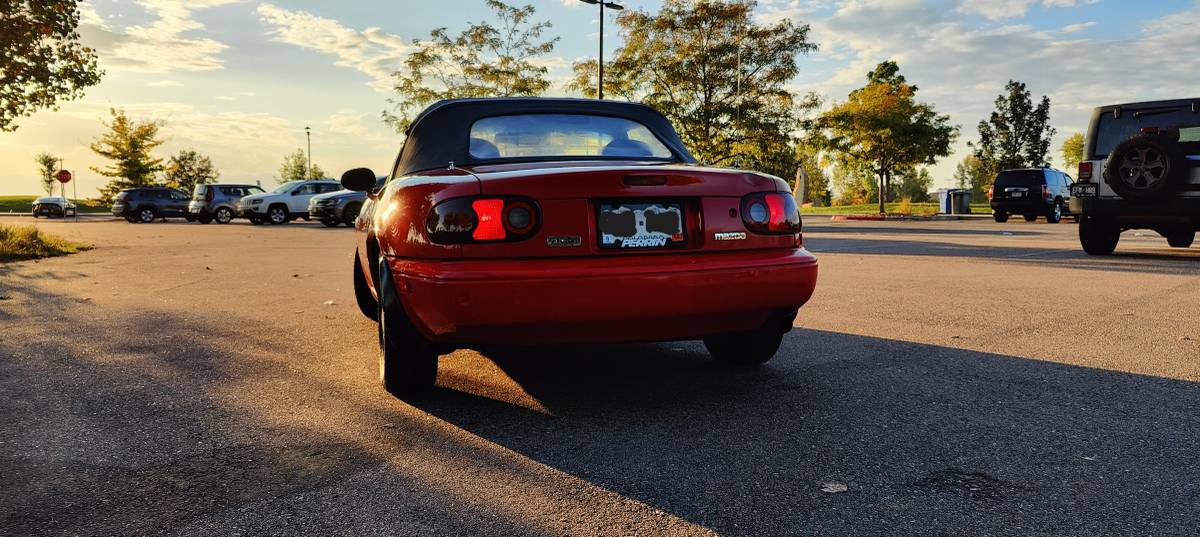 Mazda-mx-5-miata-1989-red-7