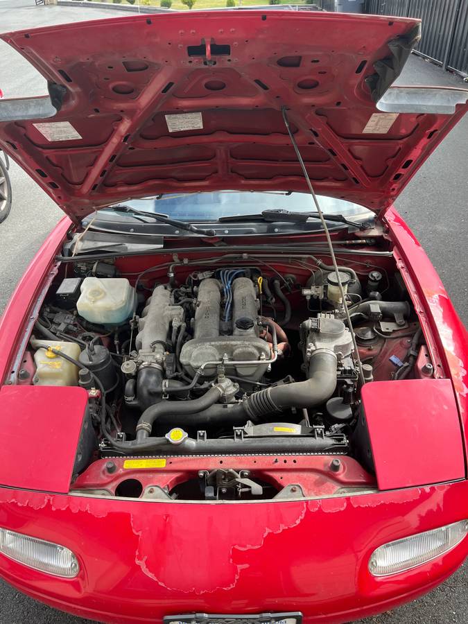 Mazda-mx-5-miata-1990-red-12