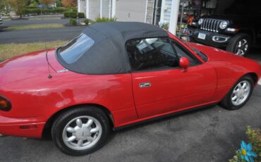 Mazda-mx-5-miata-1990-red-2