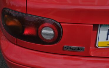 Mazda-mx-5-miata-1990-red-4