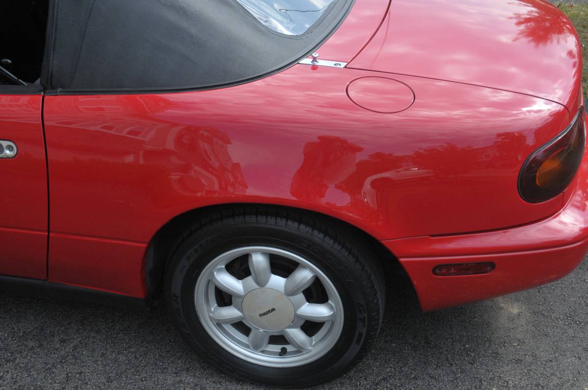 Mazda-mx-5-miata-1990-red-7