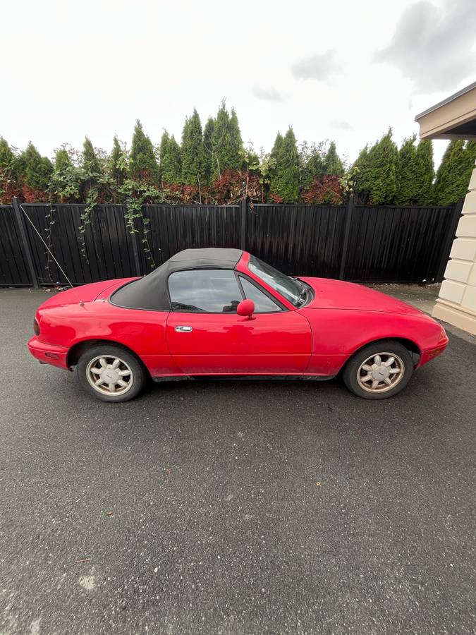 Mazda-mx-5-miata-1990-red-8