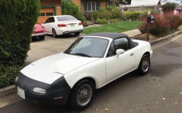Mazda-mx-5-miata-1990-white-1