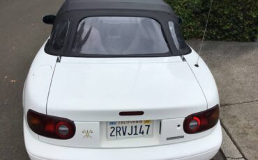 Mazda-mx-5-miata-1990-white-14
