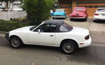 Mazda-mx-5-miata-1990-white