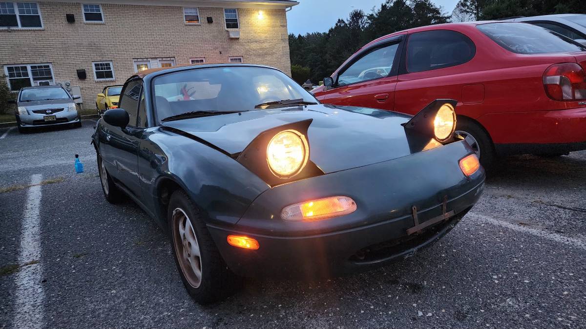 Mazda-mx-5-miata-1991-green