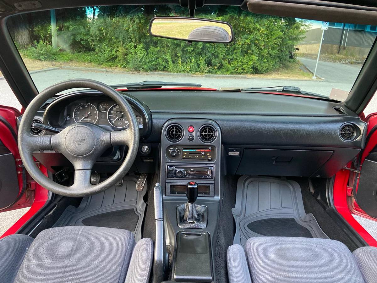 Mazda-mx-5-miata-1991-red-3
