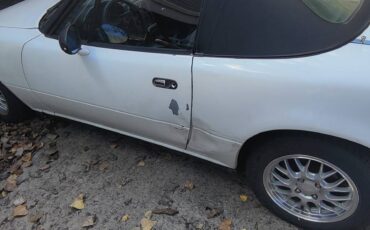 Mazda-mx-5-miata-1991-white-14
