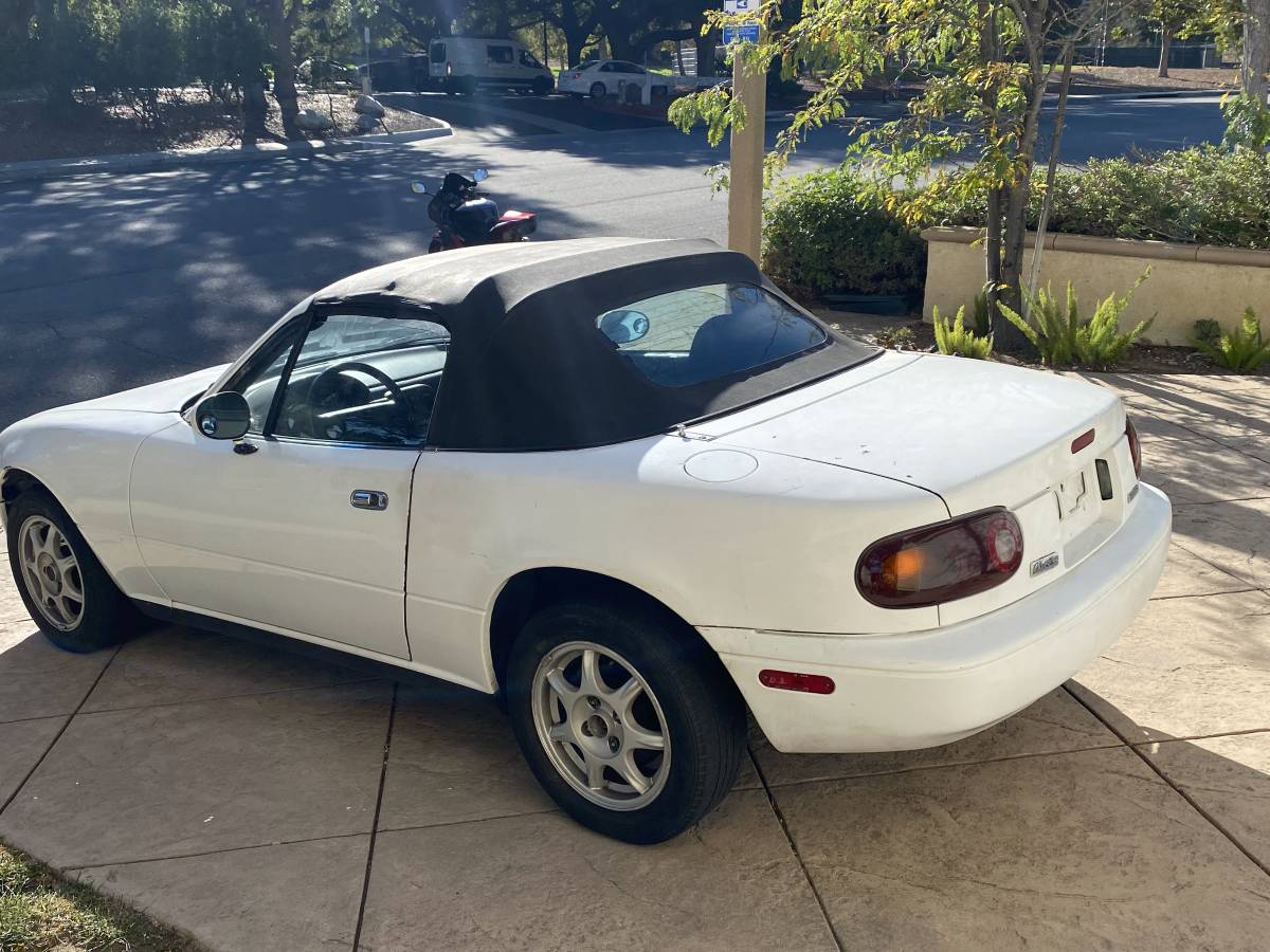Mazda-mx-5-miata-1993-white-1
