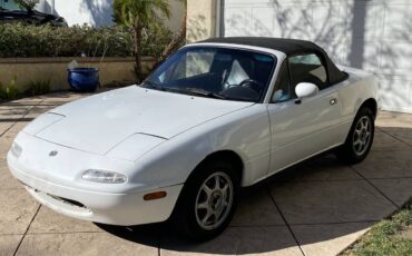 Mazda-mx-5-miata-1993-white