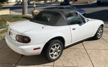 Mazda-mx-5-miata-1993-white-2