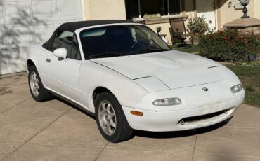 Mazda-mx-5-miata-1993-white-3