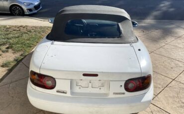 Mazda-mx-5-miata-1993-white-4