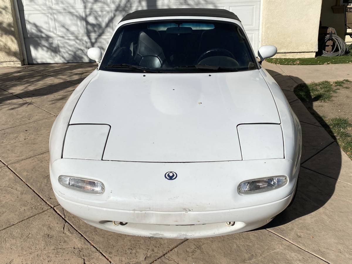 Mazda-mx-5-miata-1993-white-5