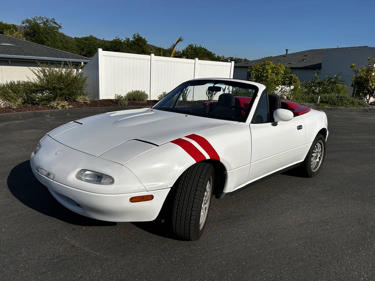 Mazda-mx-5-miata-1993-white-5