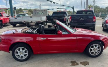 Mazda-mx-5-miata-1994-red-1