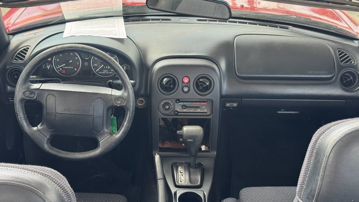 Mazda-mx-5-miata-1994-red-16
