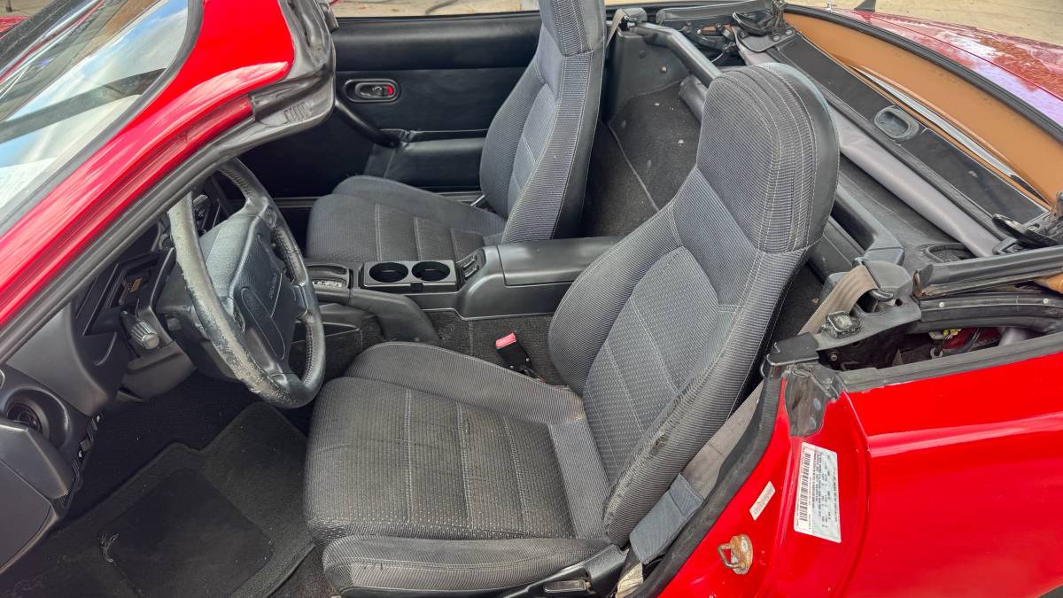 Mazda-mx-5-miata-1994-red-7