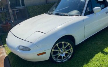 Mazda-mx-5-miata-1995-white-3