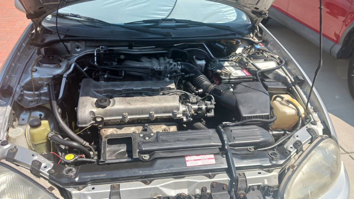 Mazda-mx3-1994-silver-2