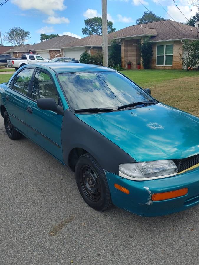 Mazda-protege-1995-3