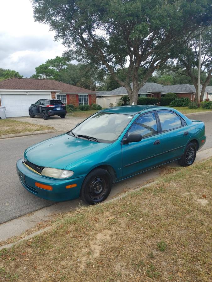Mazda-protege-1995-5