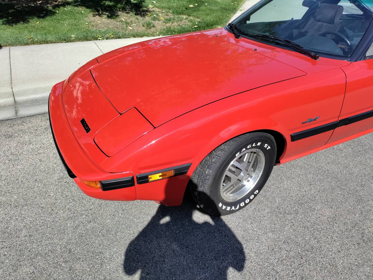 Mazda-rx-7-1985-red-21