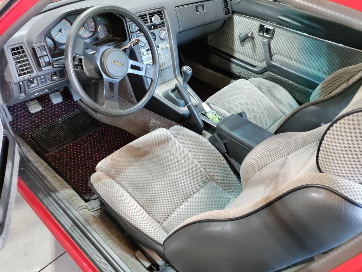 Mazda-rx-7-1985-red-36