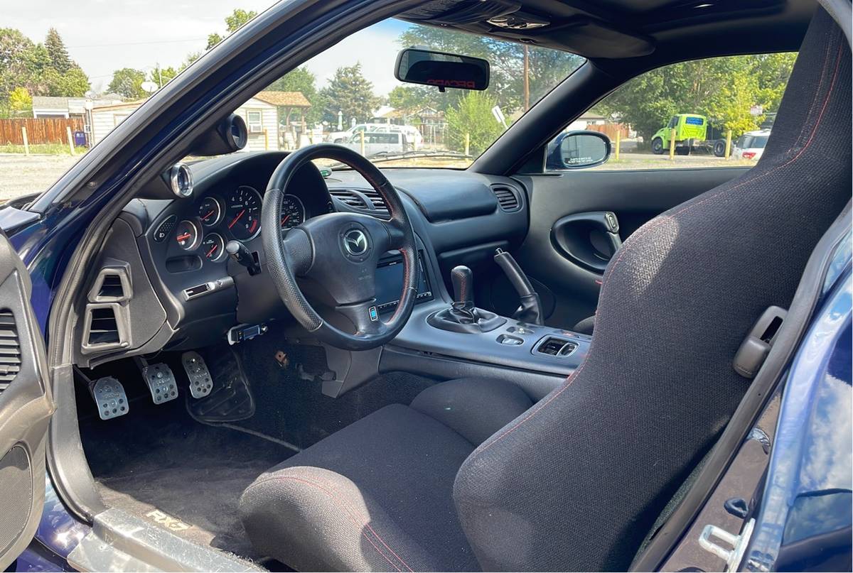 Mazda-rx-7-1994-blue-10