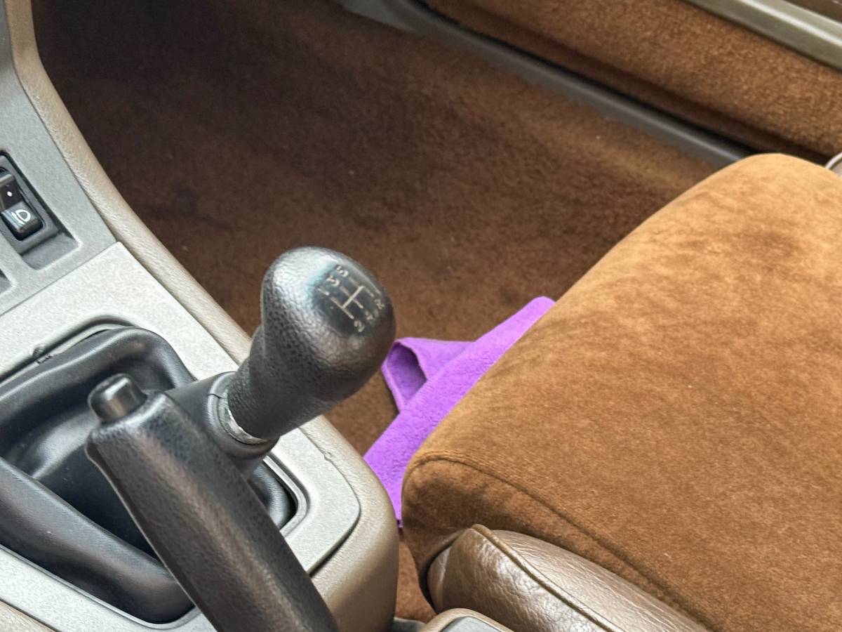 Mazda-rx7-1983-brown-11