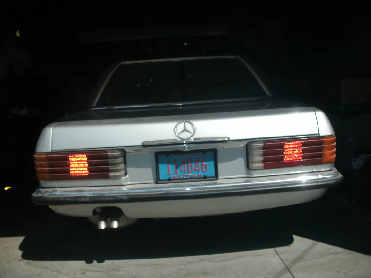 Mb-sl-1978-silver-4