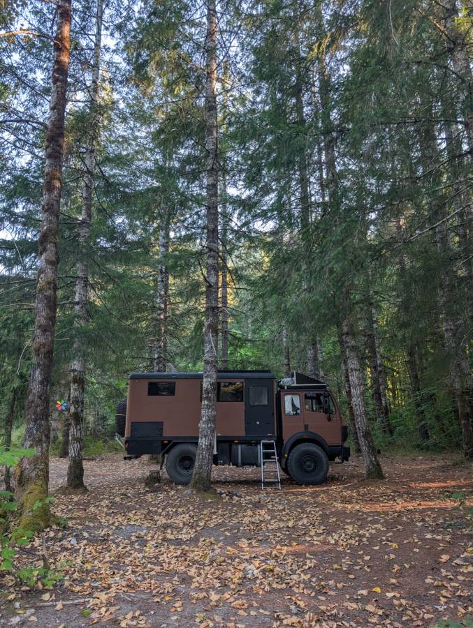 Mercedes-1224-diesel-1993-brown-2