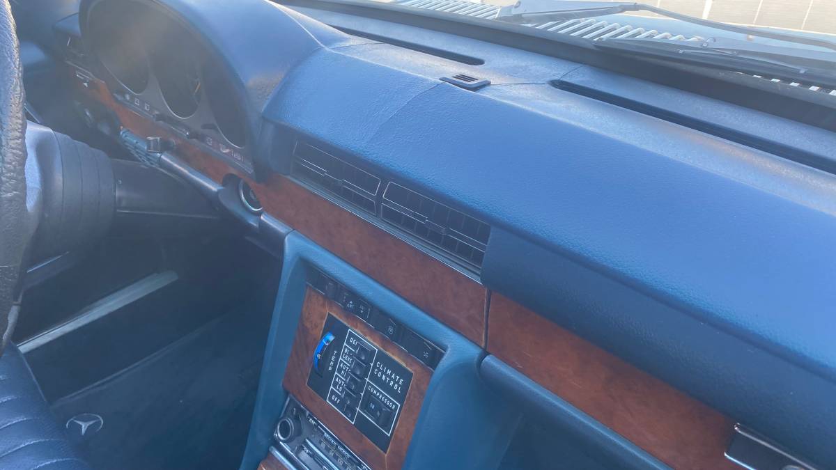 Mercedes-1977-1