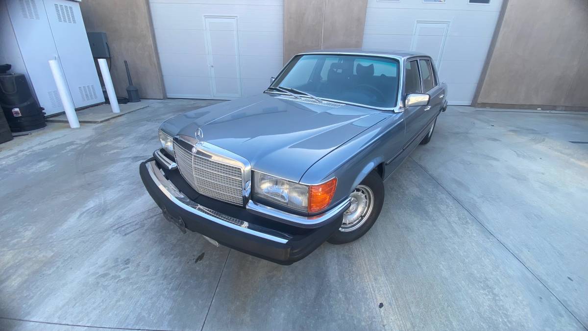 Mercedes-1977-8