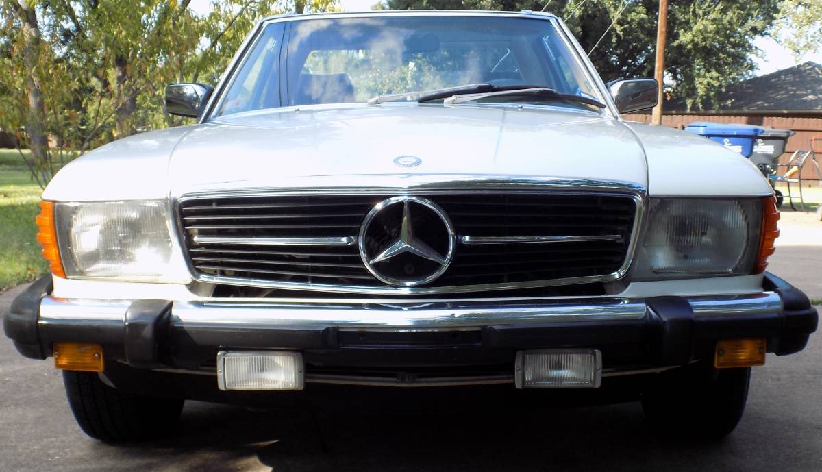 Mercedes-1984-white-1