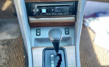 Mercedes-300-se-1991-white-10