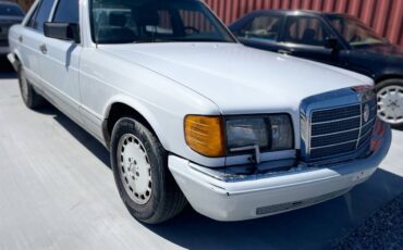 Mercedes-300-se-1991-white-9