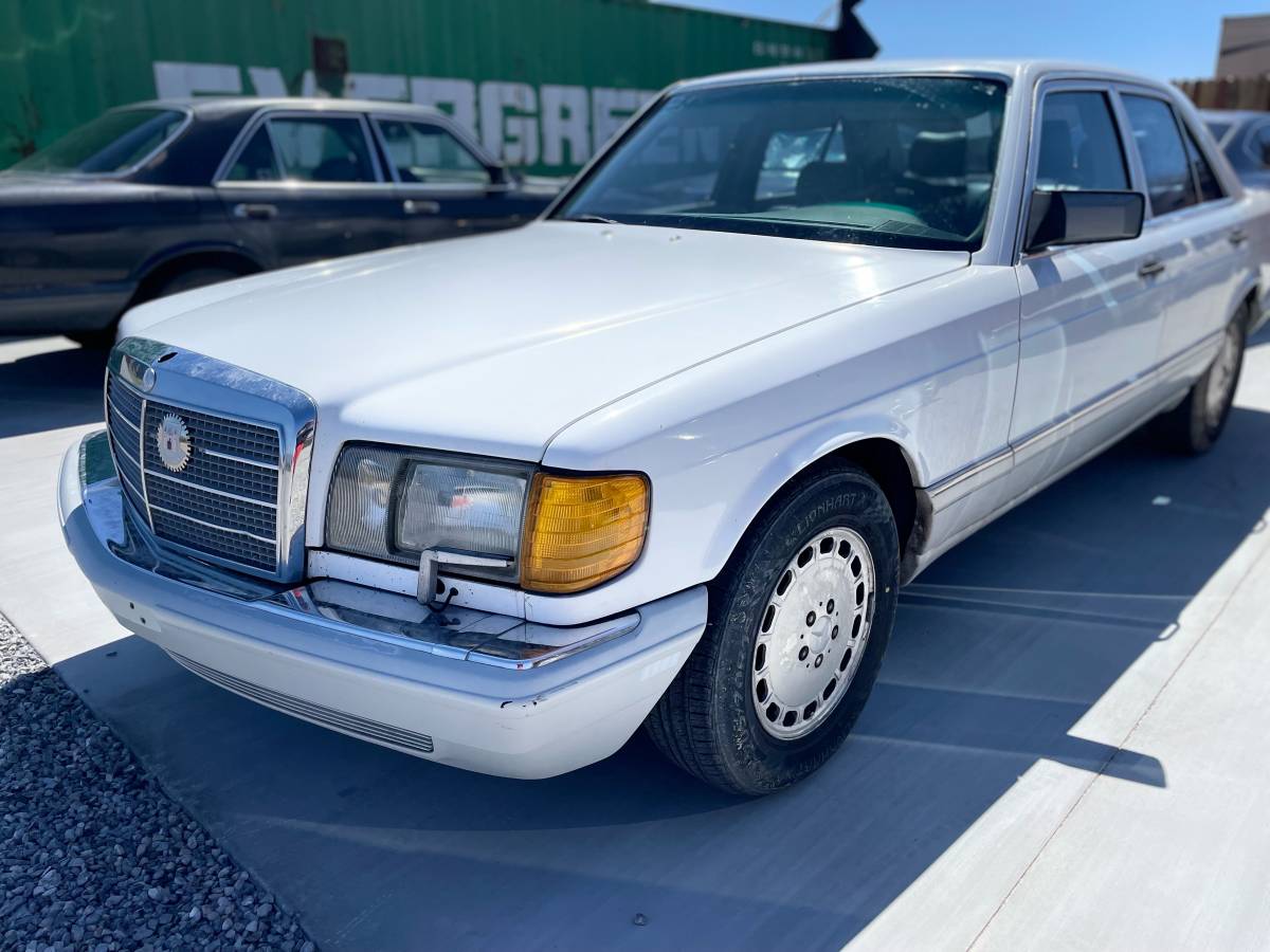 Mercedes-300-se-1991-white