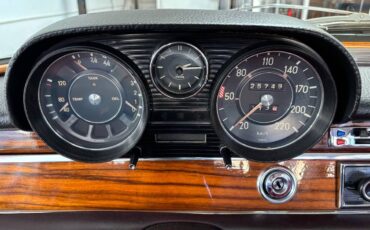 Mercedes-300-sel-1967-silver-133