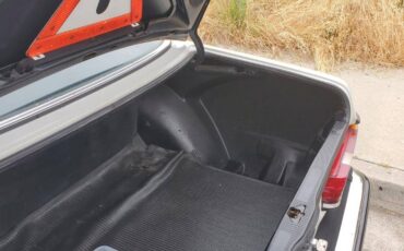 Mercedes-300cd-diesel-1978-grey-4