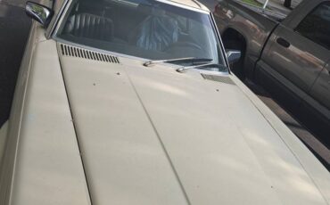 Mercedes-300sl-1986-yellow-15