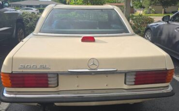 Mercedes-300sl-1986-yellow-19