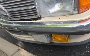 Mercedes-300sl-1986-yellow-5