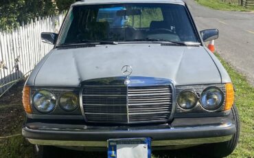 Mercedes-300td-diesel-1983-1