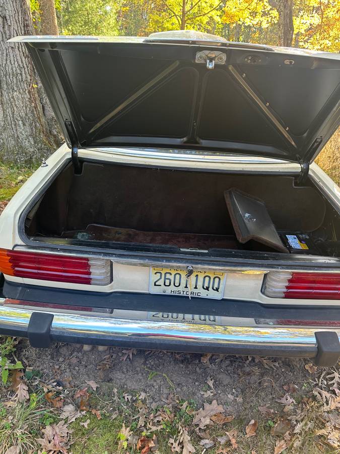 Mercedes-450-sl-1980-custom-11