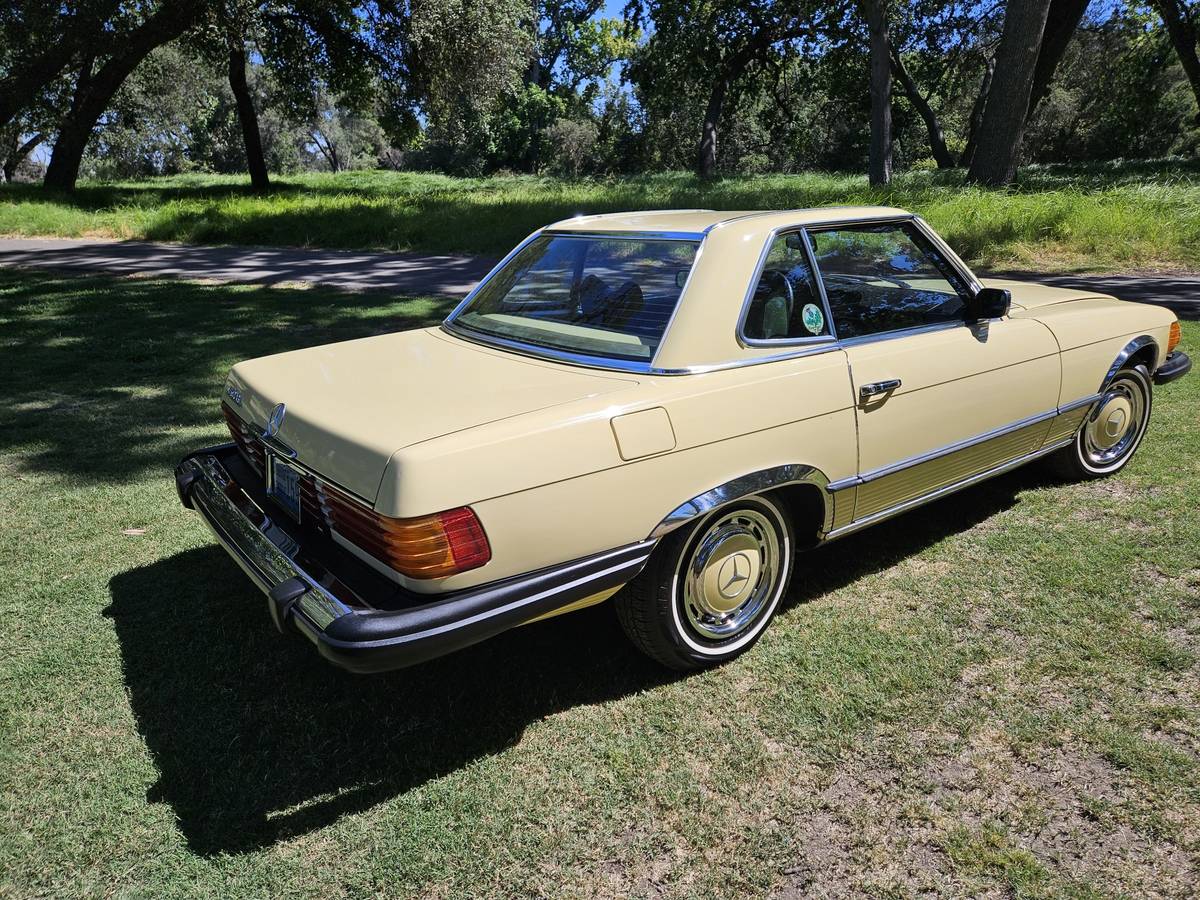 Mercedes-450sl-1974-yellow-1
