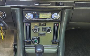 Mercedes-450sl-1974-yellow-6