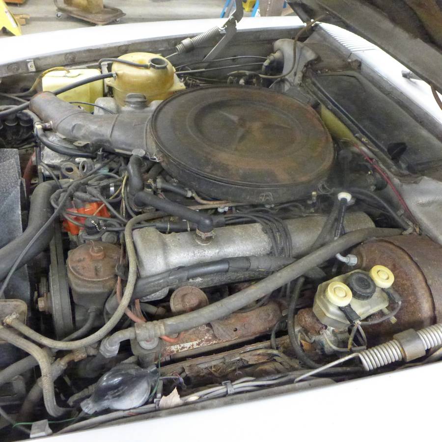 Mercedes-450sl-1975-18