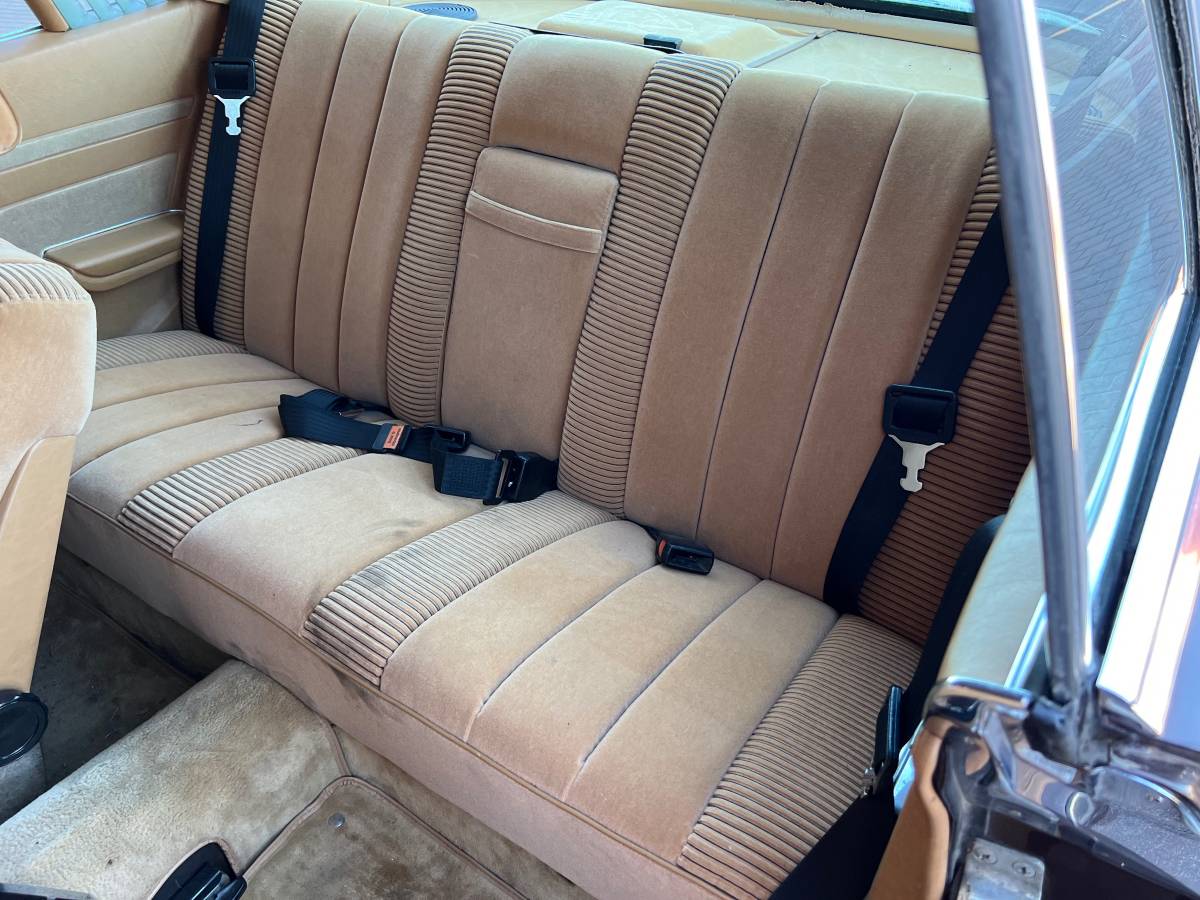 Mercedes-450slc-5.0-1980-brown-11